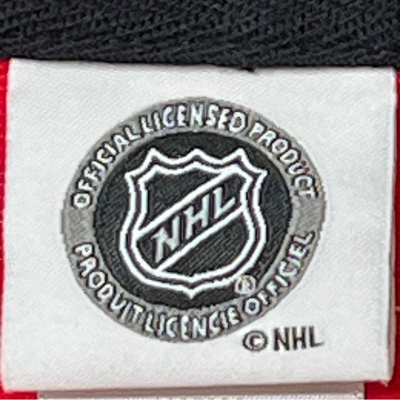 NHL Chicago Blackhawks Hoodie Pullover Lace Up Red Black - Picture 5 of 9